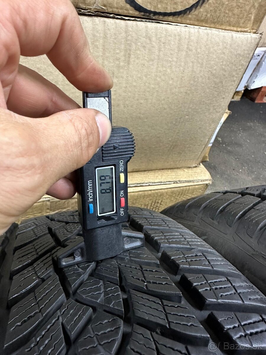Zimné pneumatiky Goodyear 225/50R17 - 9