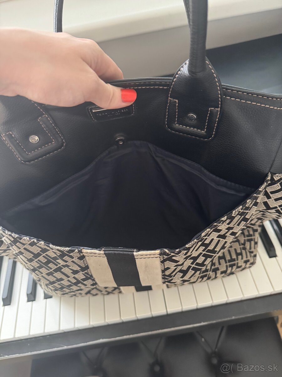 Tommy Hilfiger originál kabelka - 9