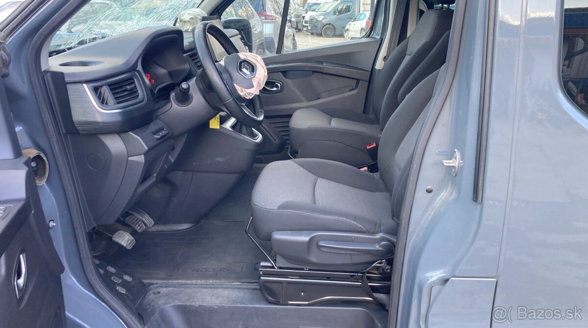 Renault Trafic 5-míst - 9