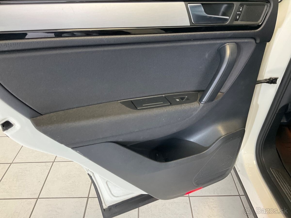 Volkswagen Touareg 3.0 V6 TDI BlueMotion,240k - 9