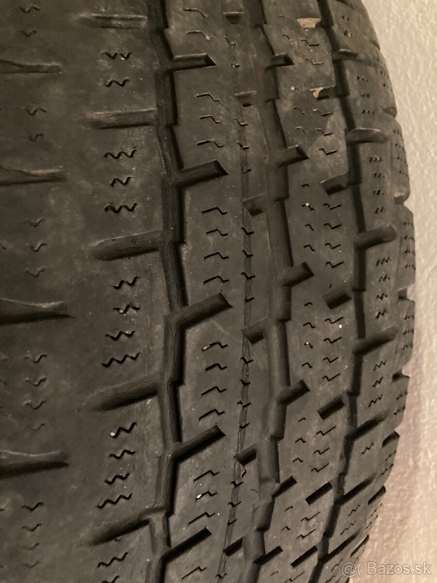 Continental VancoFourSeason 2 205/65 R16 C - 9