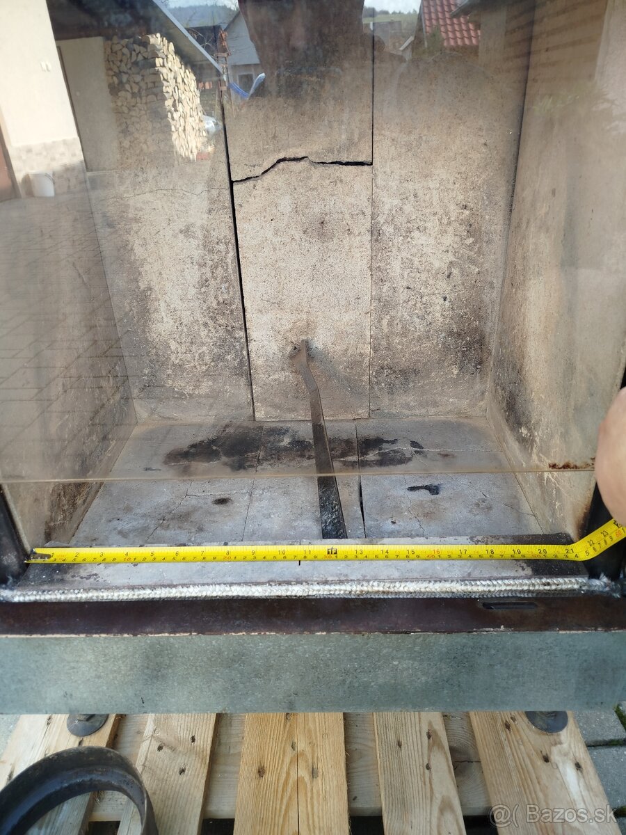 Predám krbovu vlozku teplovzdušnu. Značky KALFIRE - 9