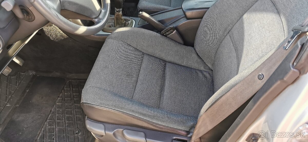 Predam Volvo S40 1,9 TD - 9