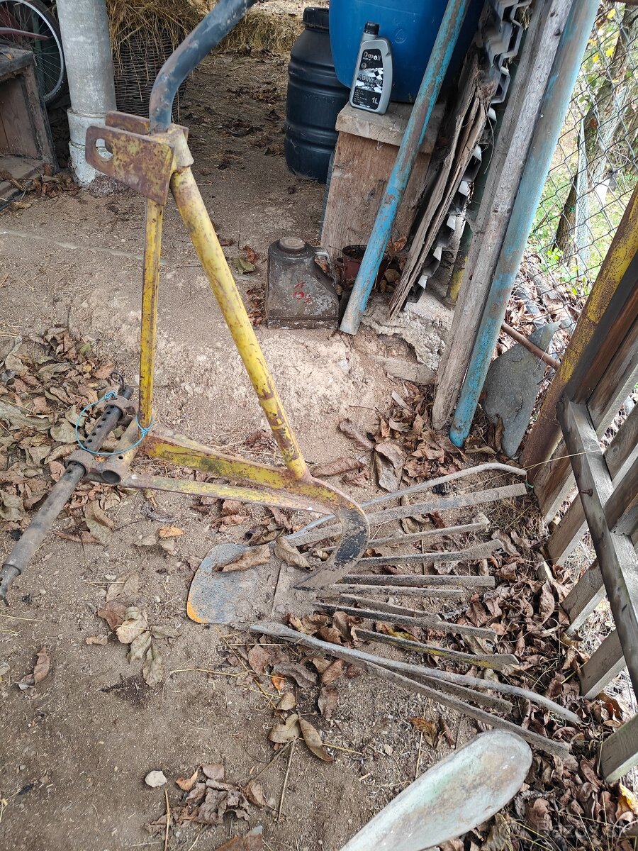 Predám plne funkcny traktor TZ-4K-14 - 9