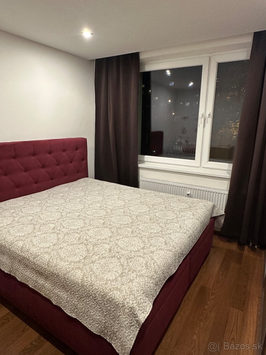 Prenajom 2izb bytu sidlisko III - 9