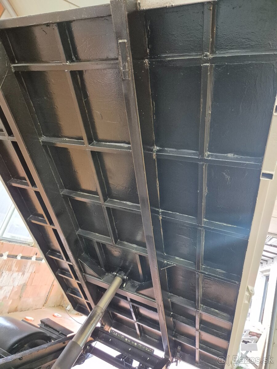 PREDAM RENAULT MASCOTT -VYKLAPAČ - 9