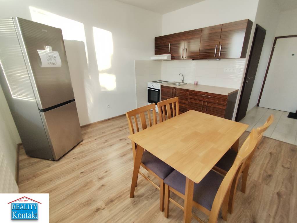 Ponúkame na prenájom 1-izbový byt v Šuranoch - 9