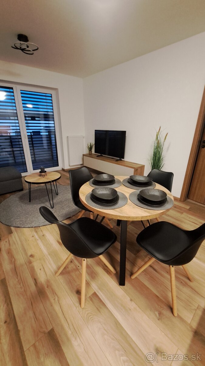 Ponúkam na prenájom nový 2i byt v Trenčíne - 9