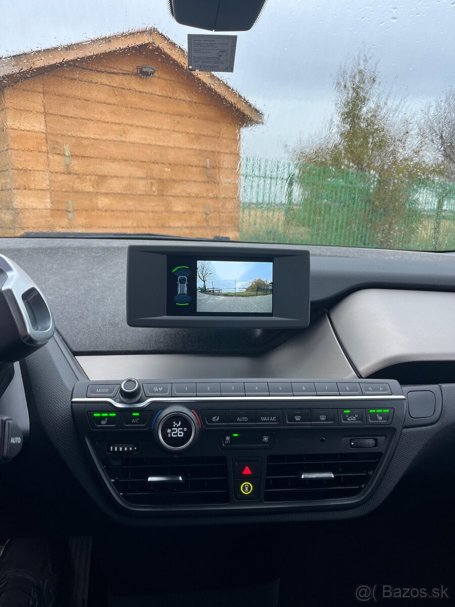 BMW i3s 120Ah, r.2022, Adaptív LED/Temp., Kam.❇️odpočet DPH - 9