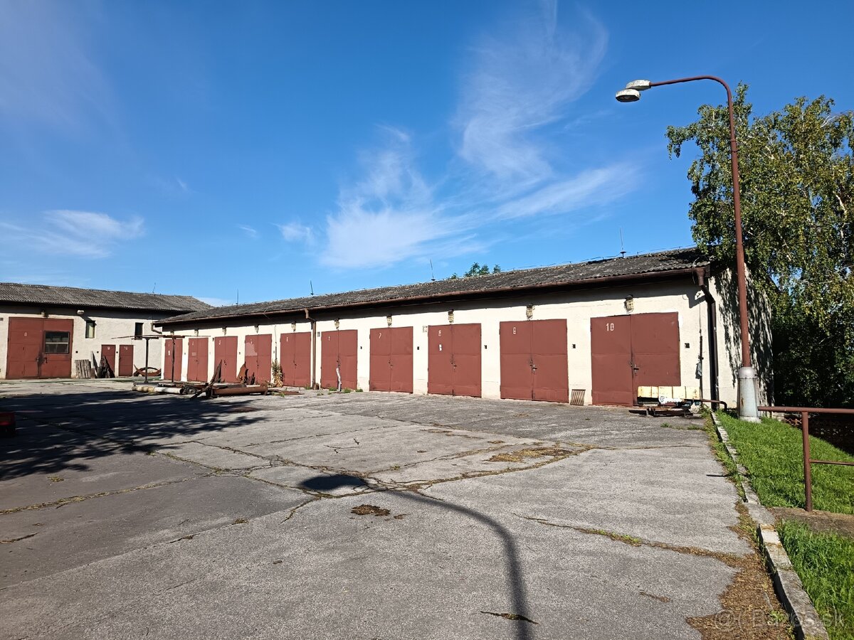 Na predaj výrobno-prevádzkový areál v Plaveckom Petre - 9