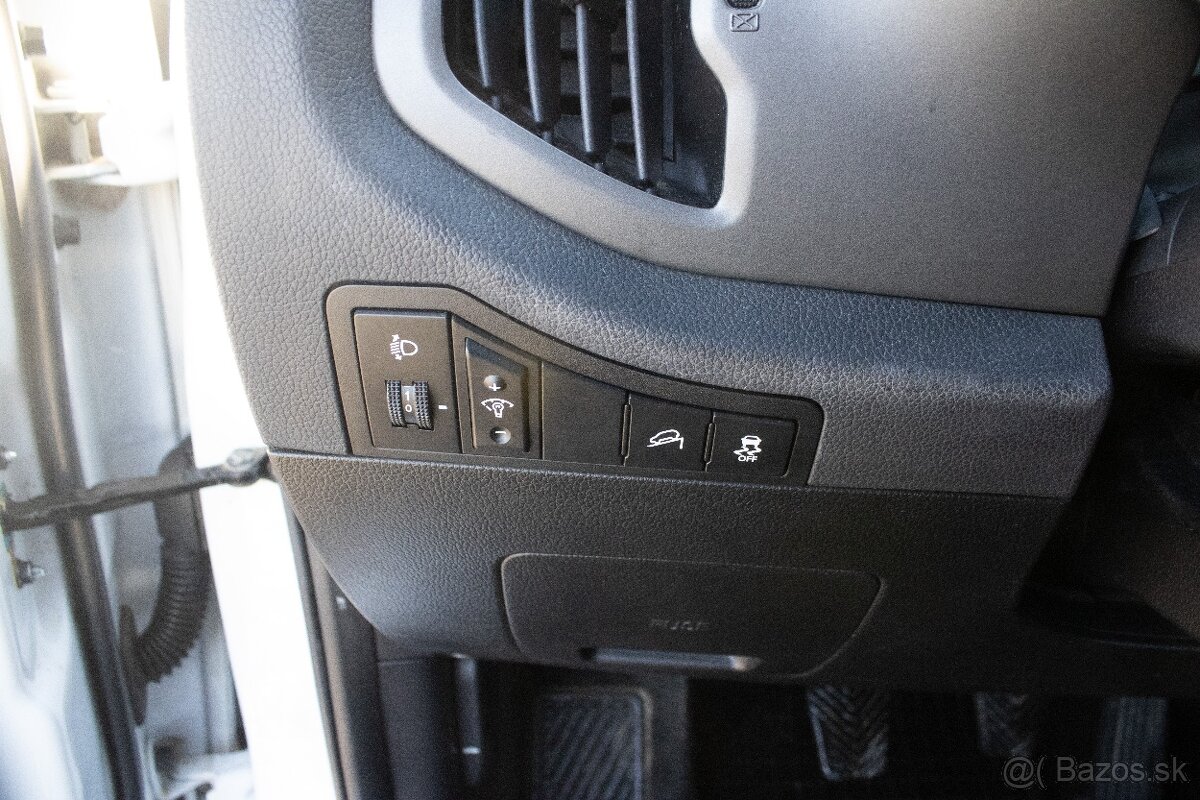 Kia Sportage 1.6 GDI, 99kW (2014) - 9