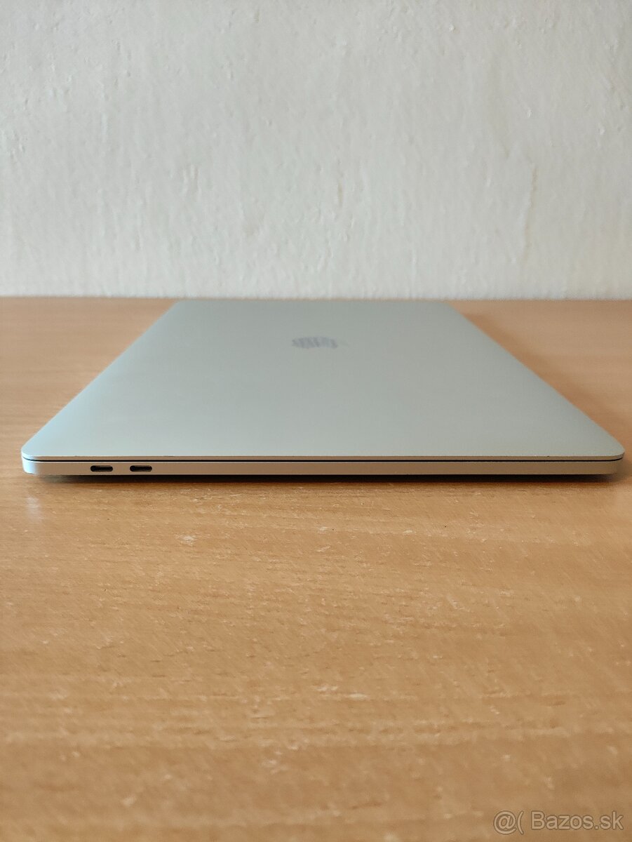 MacBook Pro 15 2018 | i7 • 32GB • 512GB SSD - 9
