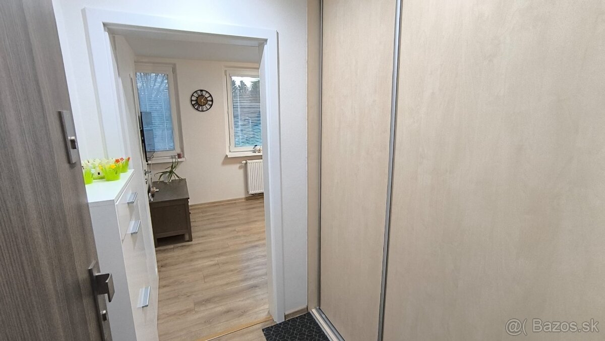 PRENÁJOM - veľmi pekný 1-izb. byt - Martin - Košúty 1 - 9