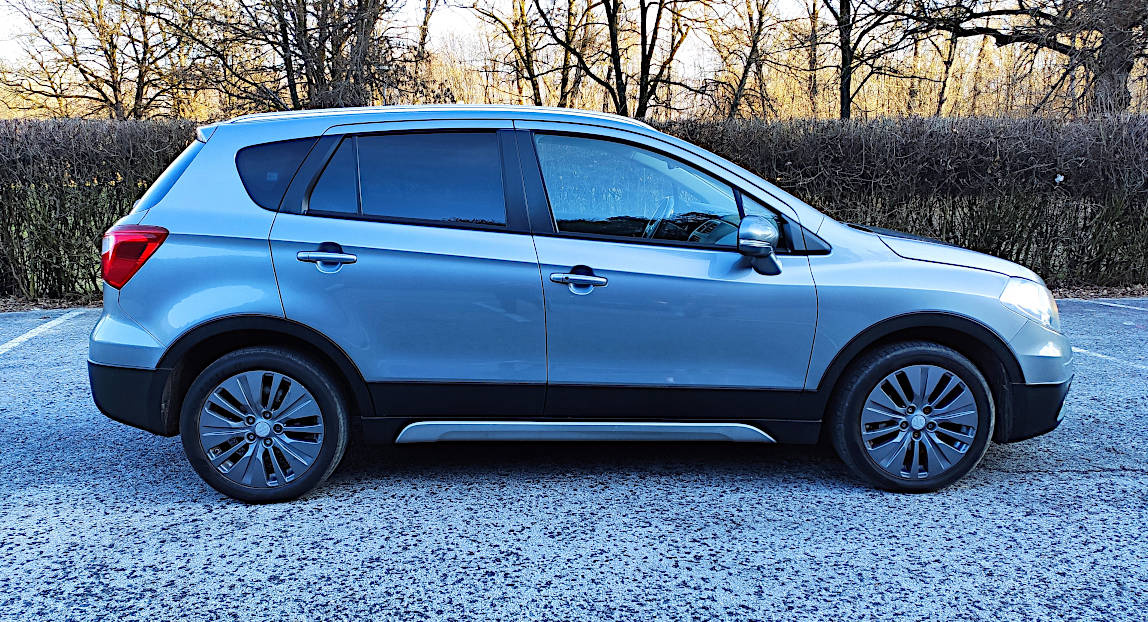 Suzuki SX4 S-Cross 1.6 DDiS - 9