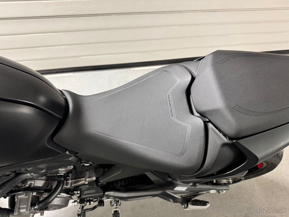 Ducati Monster+ - 9