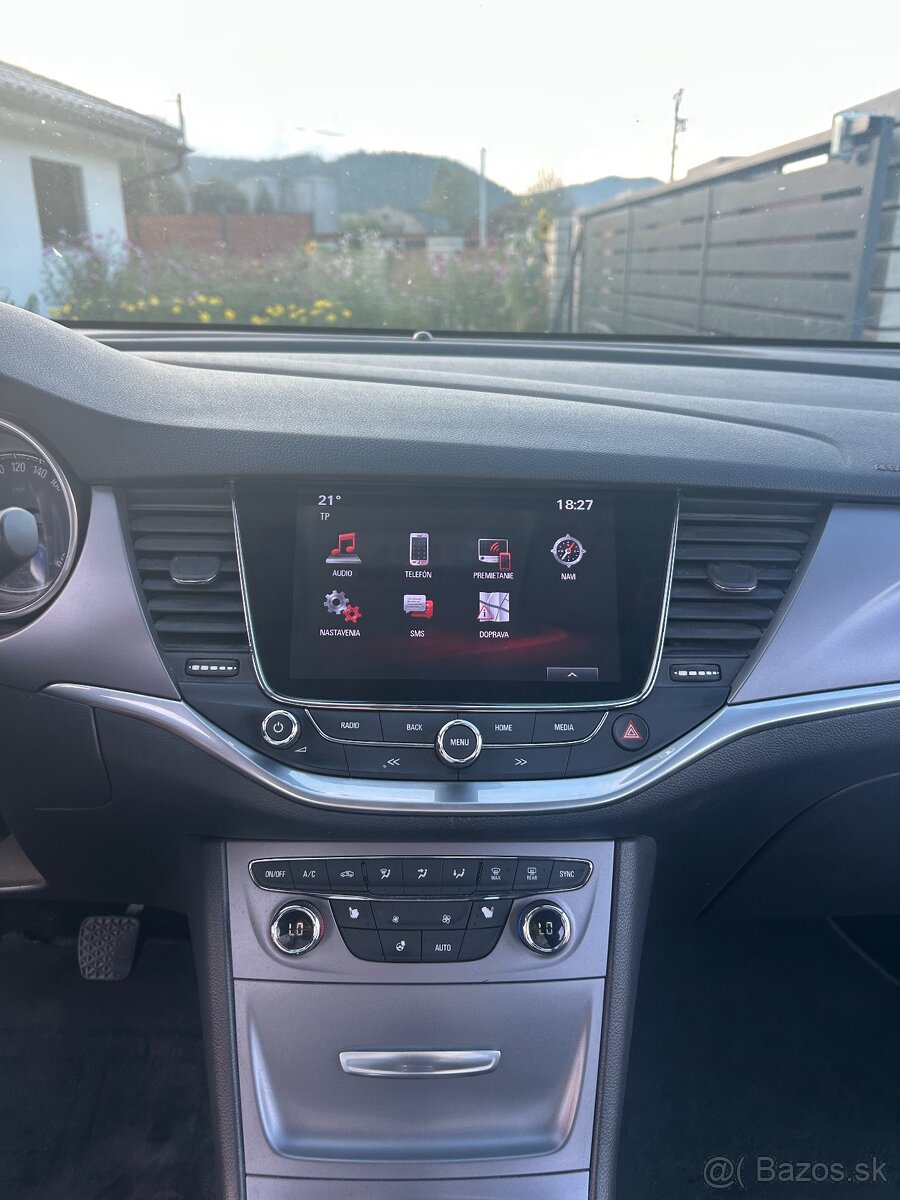 Opel Astra 1.6 Sports Tourer - 9