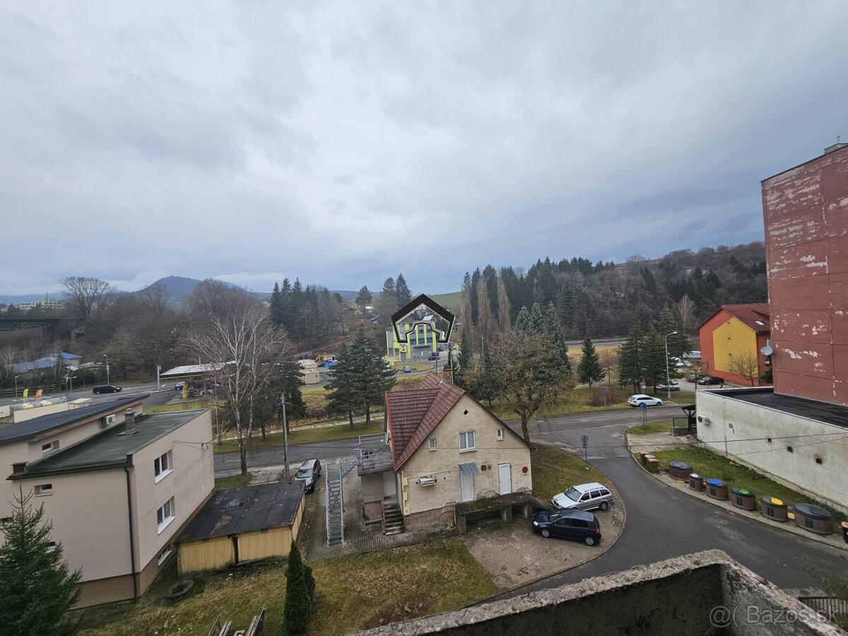 Na predaj 1-izbový byt s loggiou v Handlovej - 9