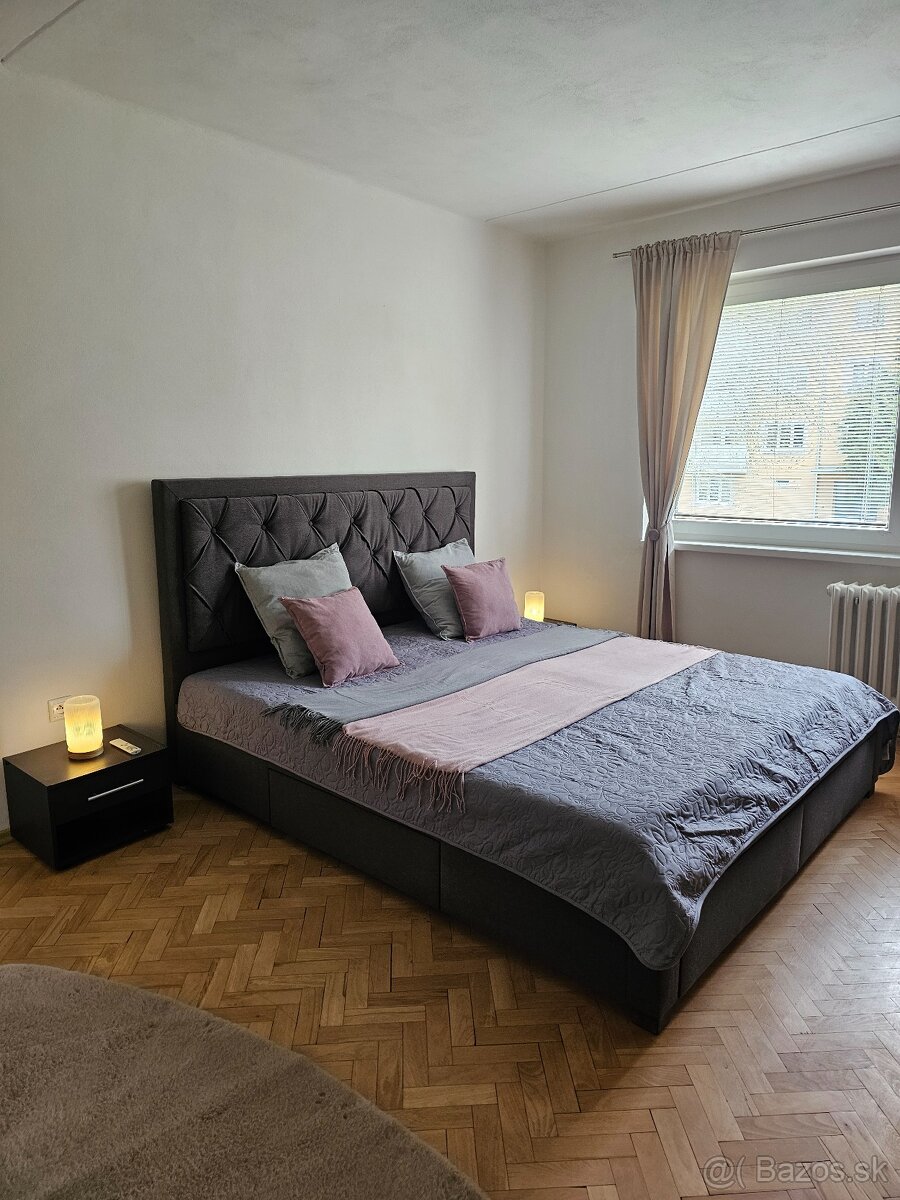 2-izbový byt s balkónom – centrum Brezna - 9