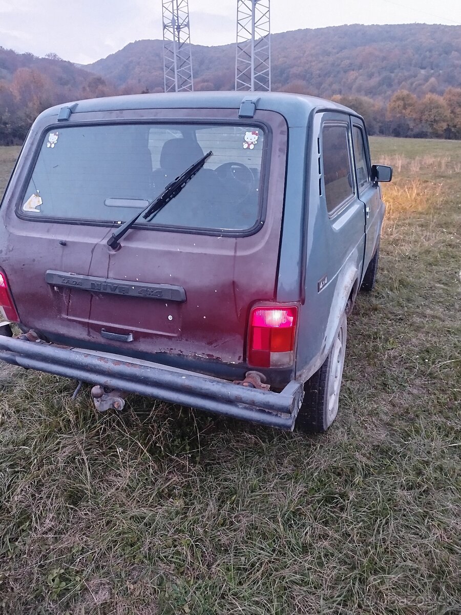 Lada niva 1.7i - 9