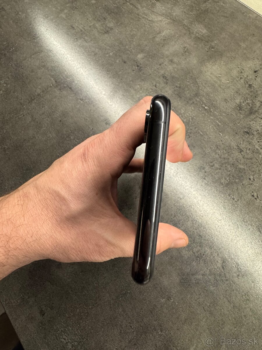 Predam Iphone xs max 256gb top stav - 9