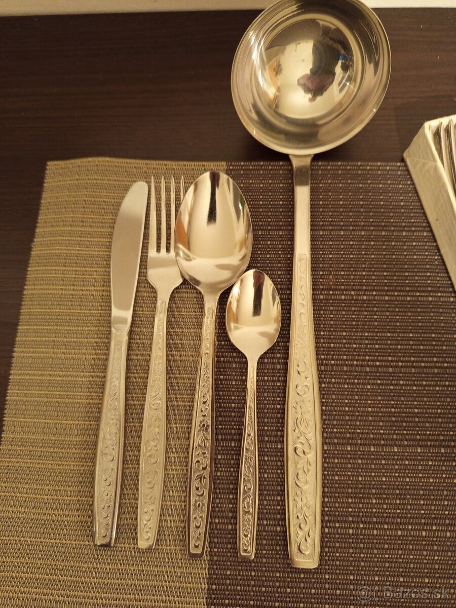 RETRO RUSKE PRIBORY-TOP STAV - 9