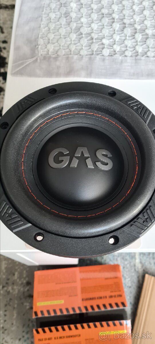 Gas subwoofer - 9