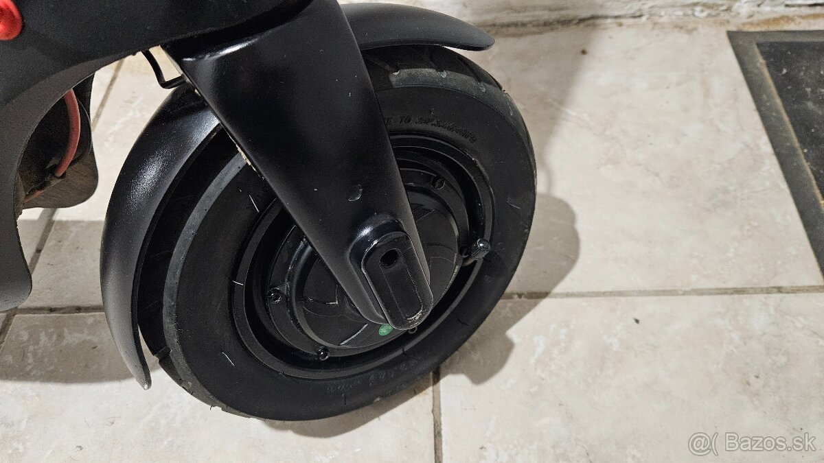 Elektrická kolobežka - 9