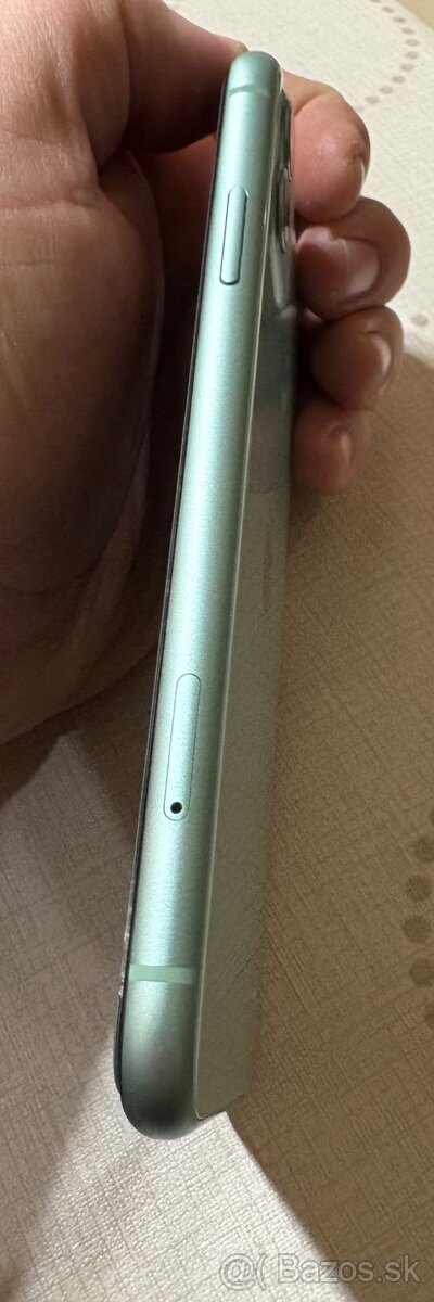 Apple iPhone 11, Green, 128GB - 9