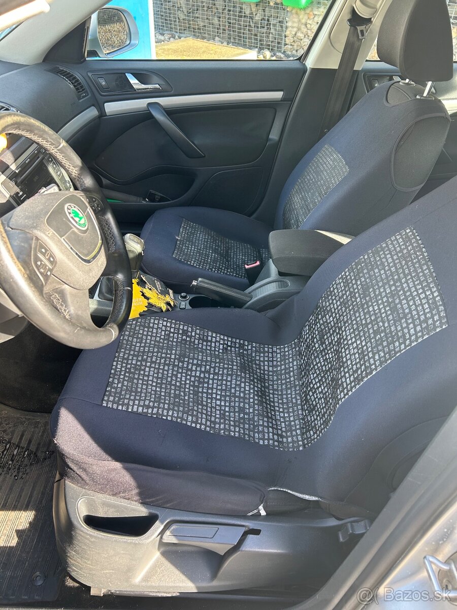 Škoda octavia II 2.0 TDI 103kW - 9