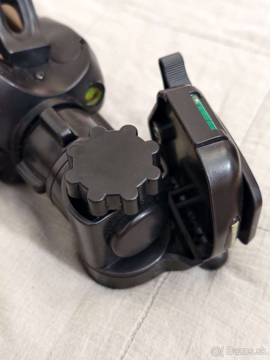 Predám Hama Star 61 statív + taška - 9