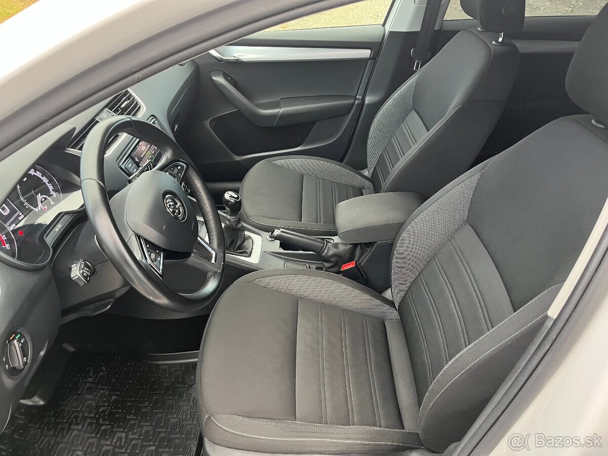 Škoda Octavia 3 facelift sedan / liftback - 9