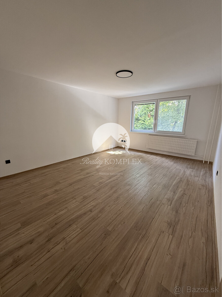 Reality KOMPLEX s.r.o. Vám ponúka kompletne zrekonštruovaný - 9