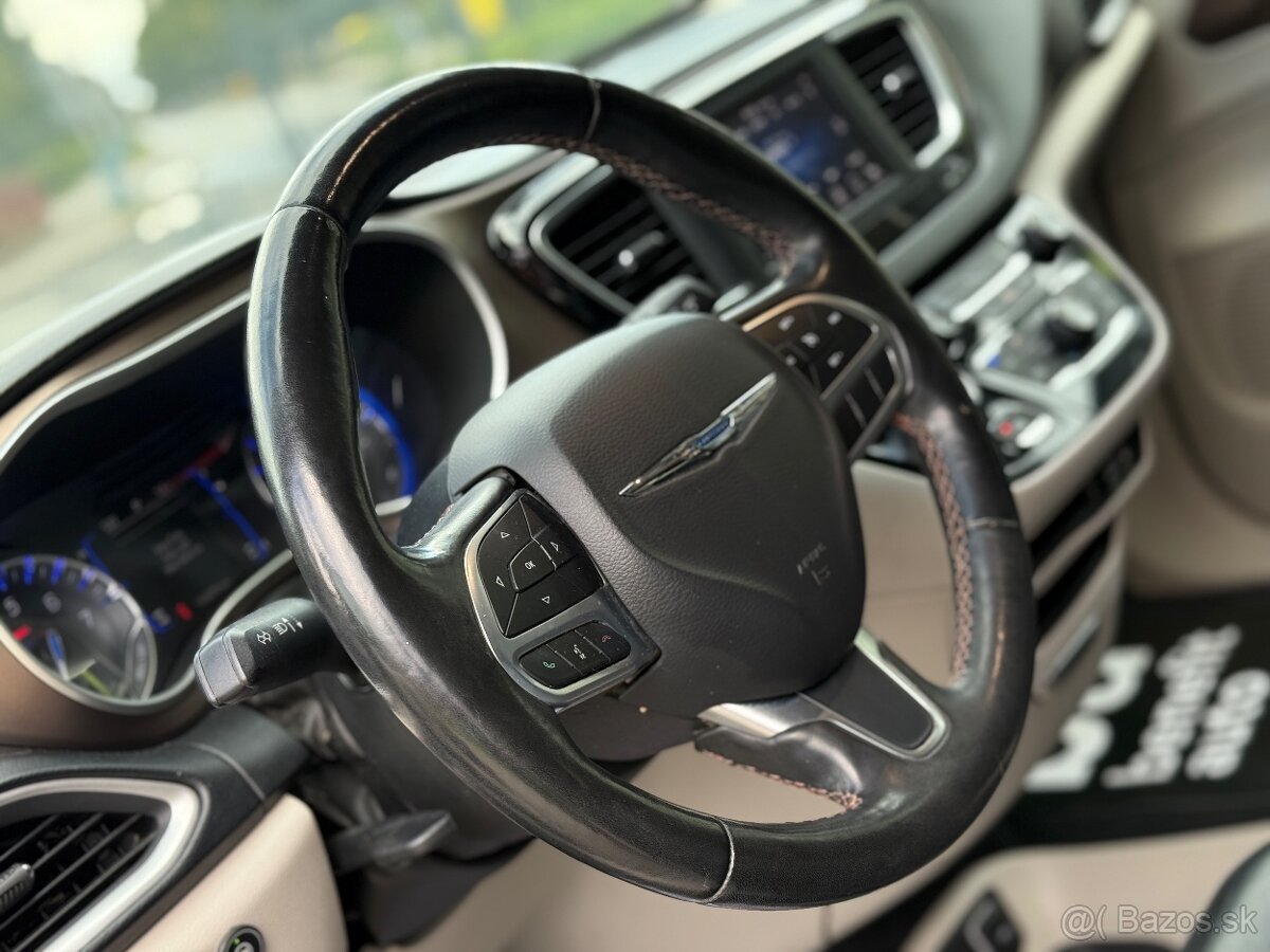 Chrysler Pacifica II - informácie v popise - 9