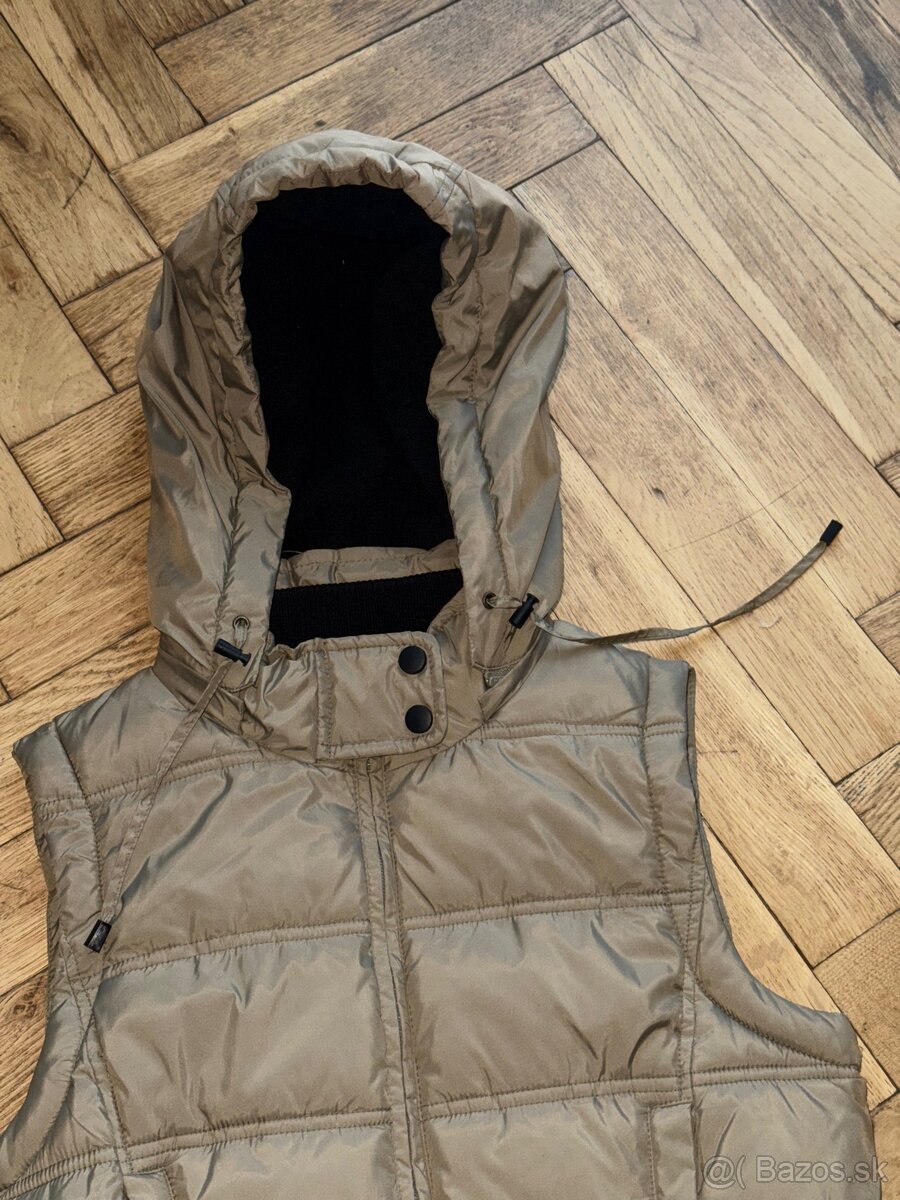 Predám veľmi štýlovú vestu značky Mango. - 9