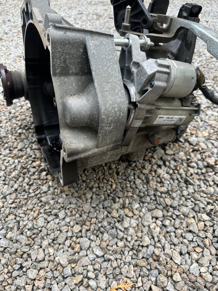 Rozpredam škoda fabia 2 1.2tsi 63kw 77kw - 9