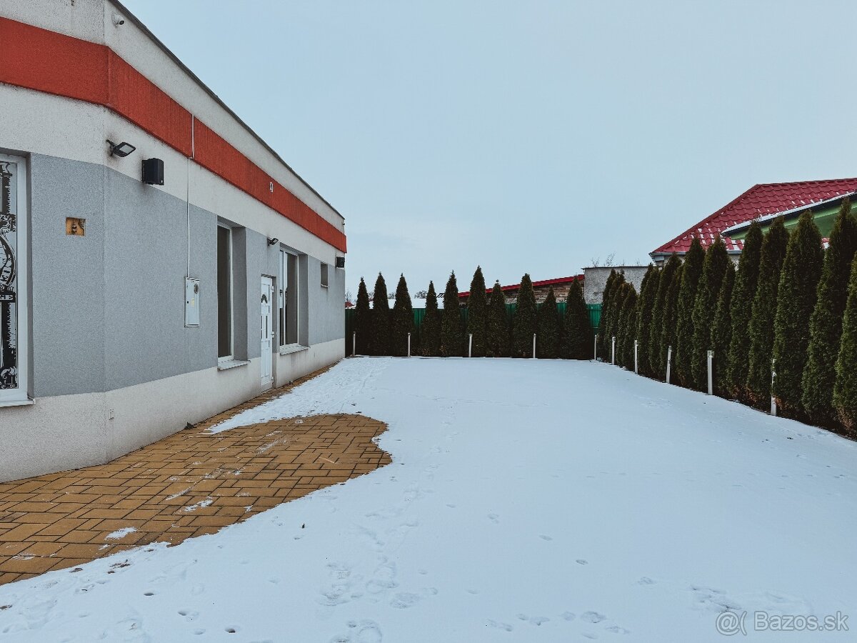 Obchodný priestor v Palárikove - 70 m2 - 9