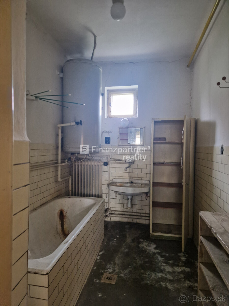 (F155-12-REMAE) 3 izbový rodinný dom v obci Kľúčovec - 9