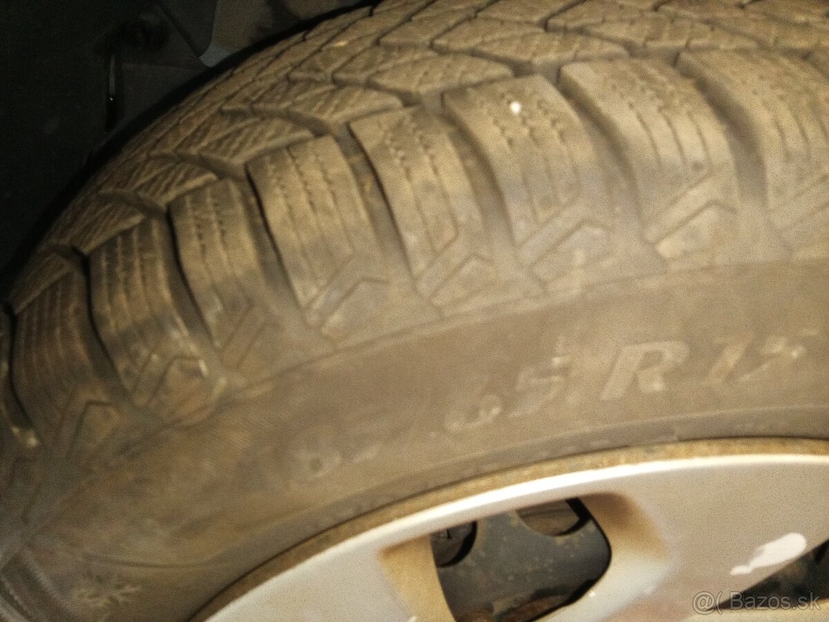 Predám Dacia Sandero - 9