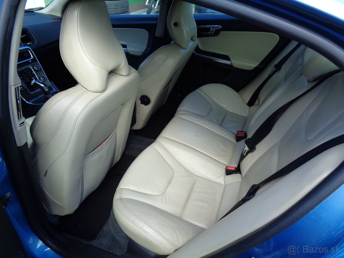 Volvo S60 2.0 D3 (5-valec) AT/6, kw 100 - 9