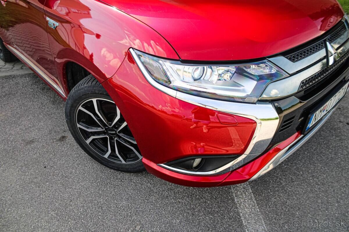 Mitsubishi Outlander PHEV 2.4 4x4 2021 - 9