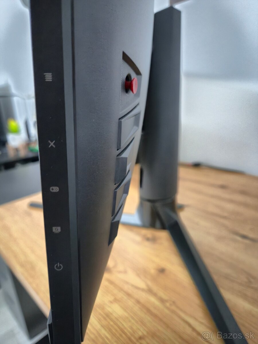 32" - ASUS ROG Strix XG32VC - 9