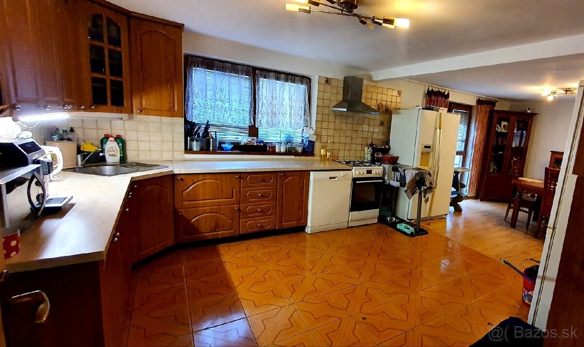 Rodinný dom na predaj v blízkosti centra - 9