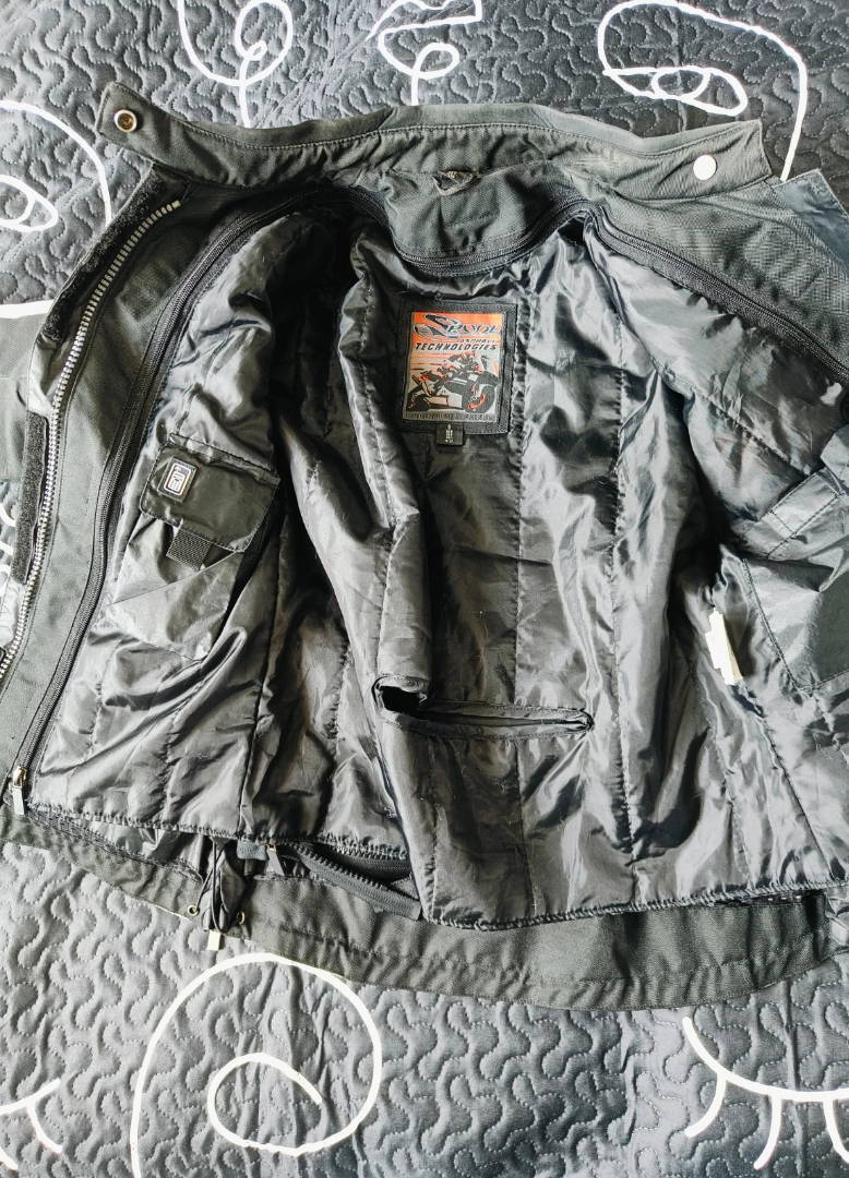 Predám bundu a prilbu - 9