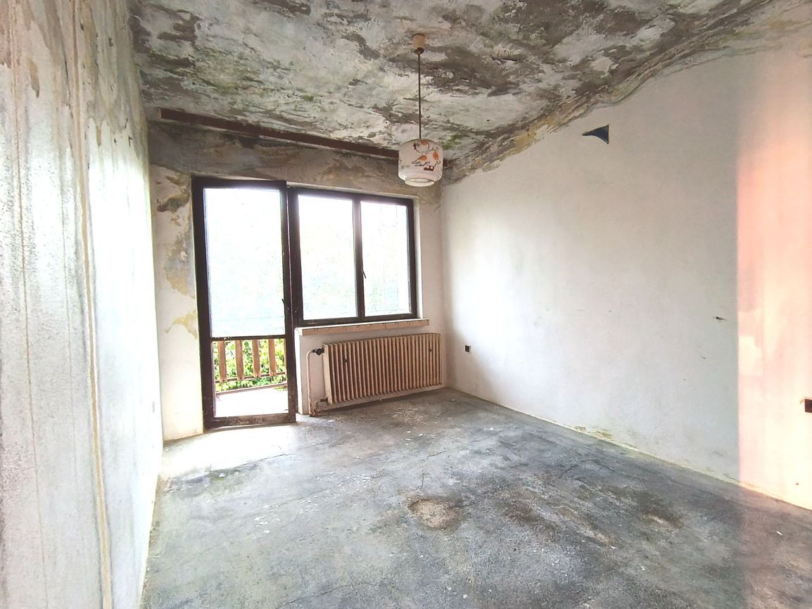 Na predaj poschodový rodinný dom – radová zástavba (dvojdom) - 9