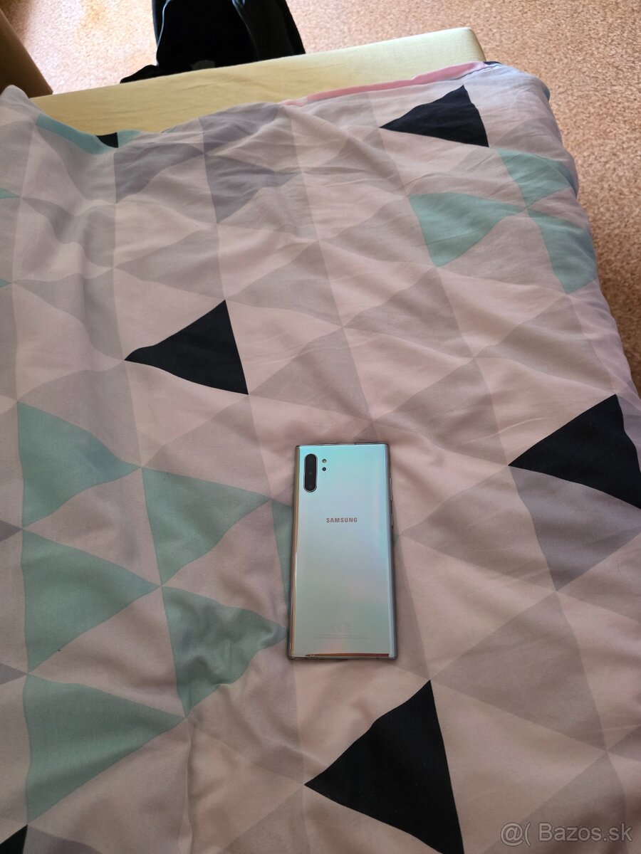 Samsung galaxi note 10 + - 9