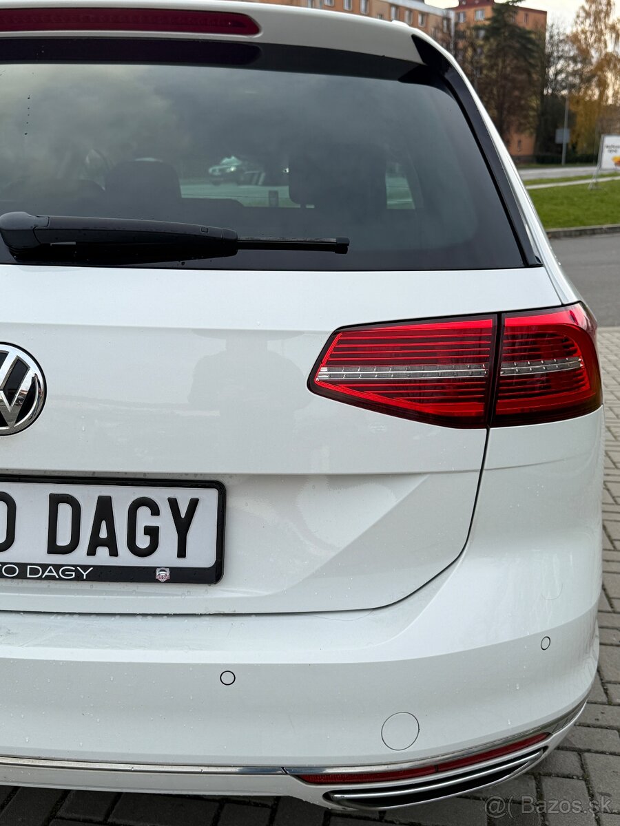 VW PASSAT 2.0 BI-TDI 176kw—4motion—DSG—HIGHLINE—HISTORIE— - 9