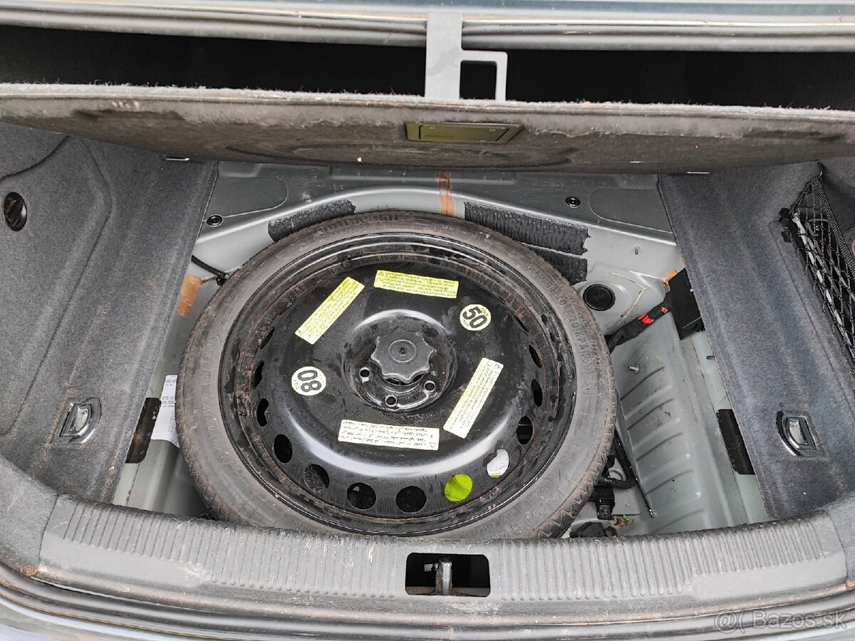 Rozpredám Audi A6 C7 3.0tdi Sedan - 9