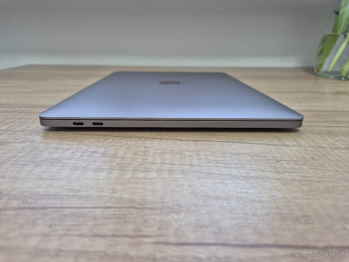 MacBook Pro (13-inch, 2019) /Core-i5/16GB RAM/256GB SSD - 9