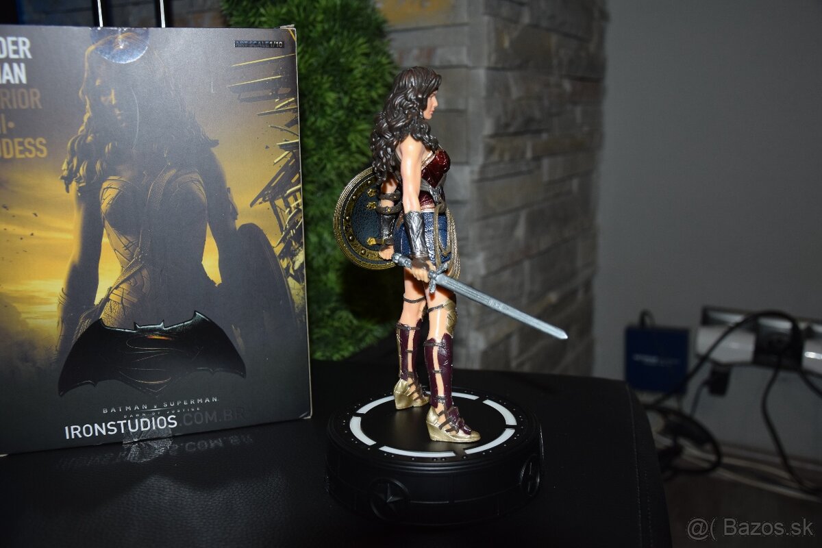Zberatelska figurka Wonder Woman 1:10 - 9