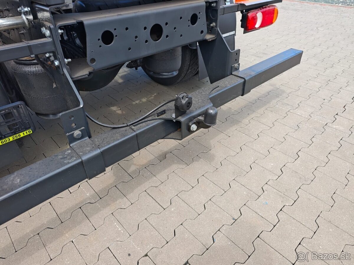 Iveco Eurocargo 120E18, nový 8t hákový nosič - 9